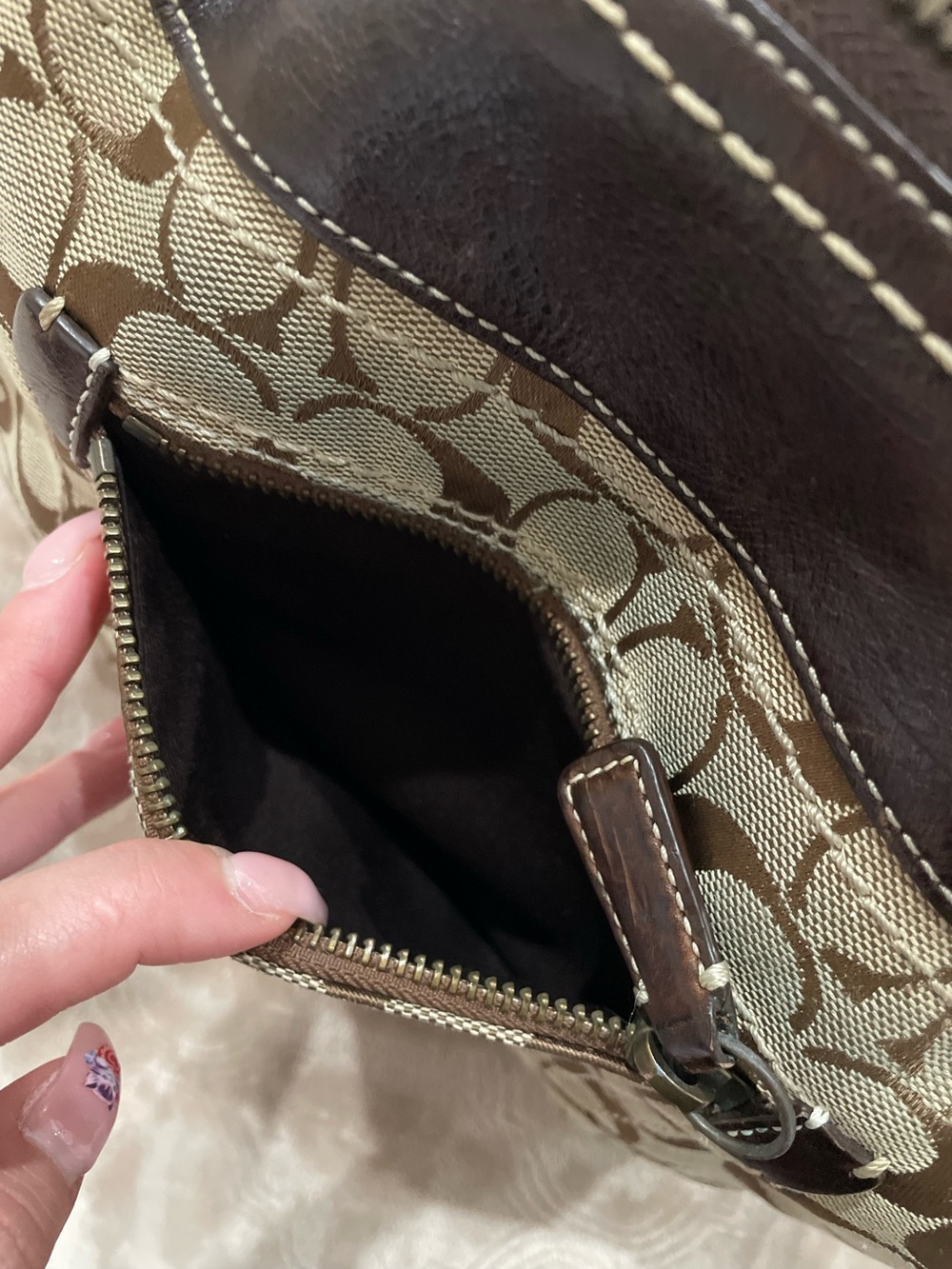 Coach Bag - Picture 5 of 11
